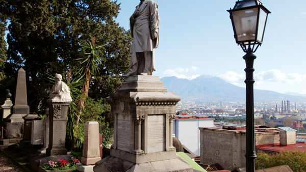 via S. Maria del Pianto-2