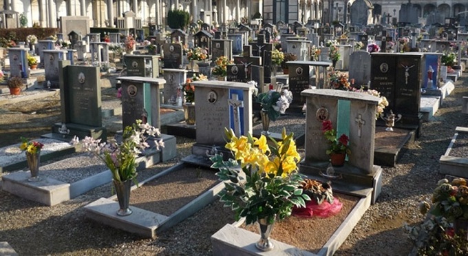 Anche i cimiteri inseriti nei luoghi sensibili vicino ai quali il gioco non può esistere.