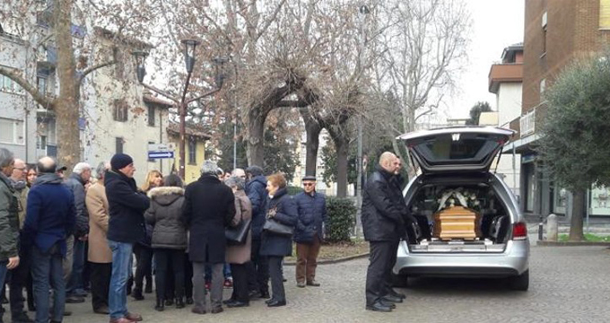 Colognola. In molti per l’ultimo saluto a Silvia Arzuffi.
