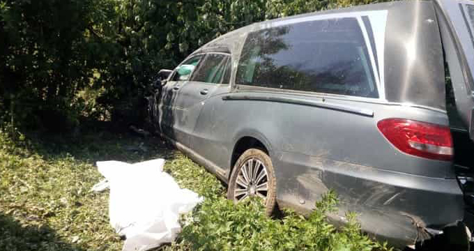 Incidente-carro-Funebre-Galliate