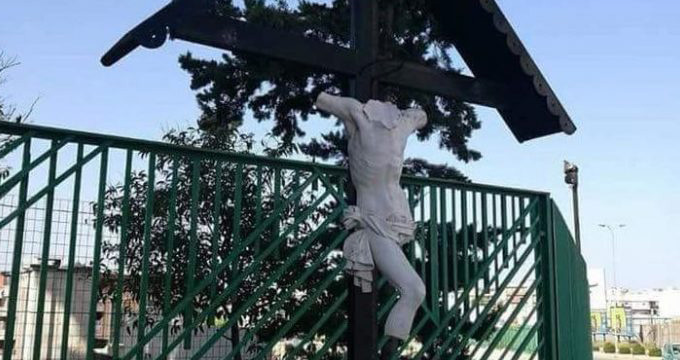 Crocifisso-Andria-cimitero