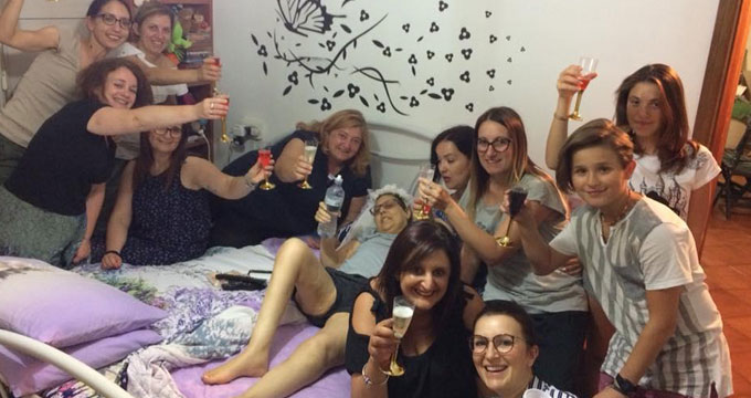 claudia-sposa-emilio-in-ospedale-a-empolii-morire