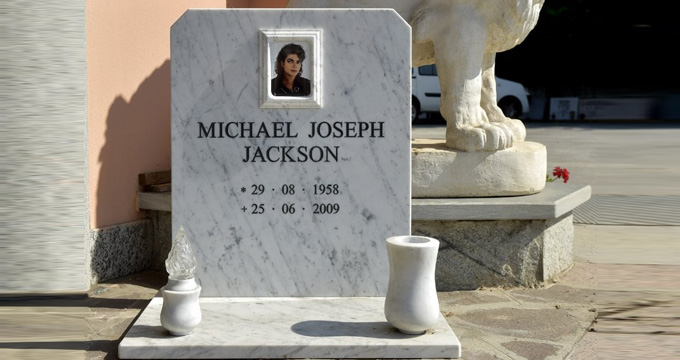 lapide-michael-jackson