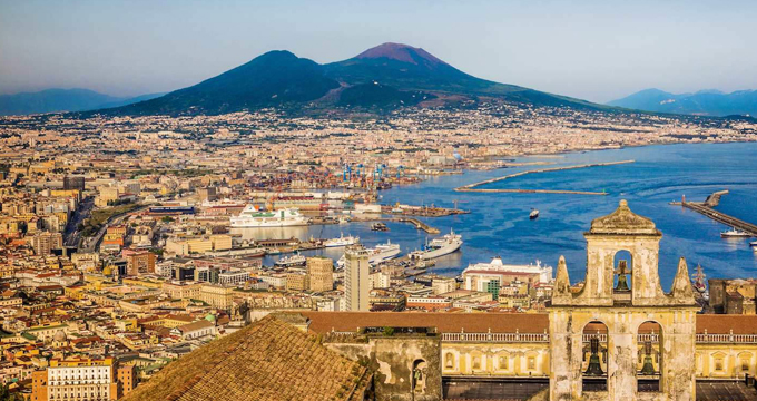 Napoli-vista-da-San-Martino