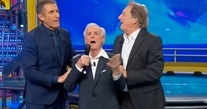 pavarotto Lutto a “Striscia la Notizia”: morto il Maestro Pavarotto.