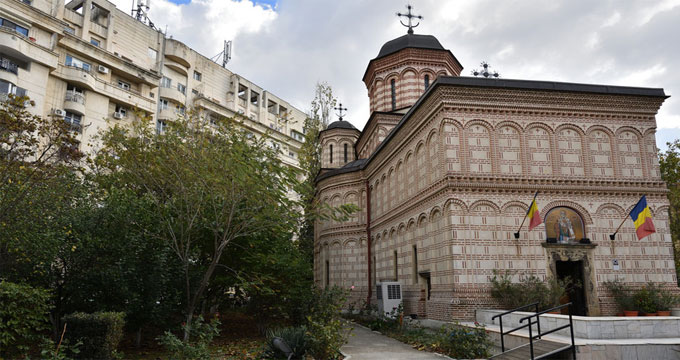 romania Romania. Neonato morto nell’acqua benedetta durante il battesimo.