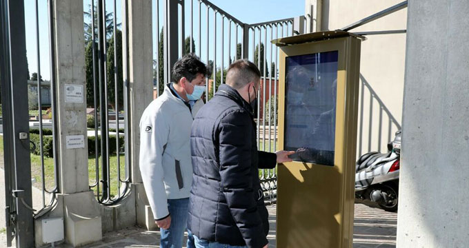 imola Imola. Cimitero: installato un totem per localizzare la sepoltura dei propri cari.