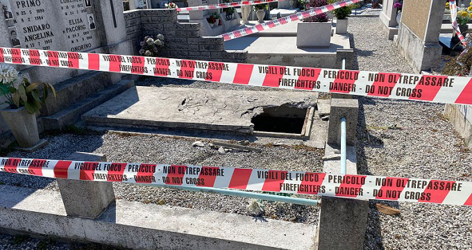 San Pier d’Isonzo. Sale su una tomba e sprofonda di sotto: paura per un bambino.
