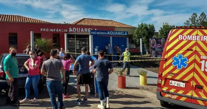 Brasile. Strage a colpi di machete in un asilo.