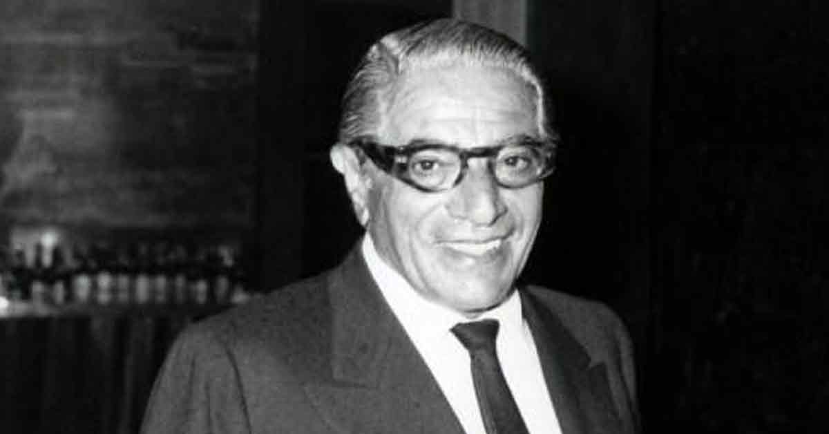 Aristotele Onassis 15 marzo 1975. Muore Aristotele Onassis, il magnate che ha dominato i mari e la mondanità.