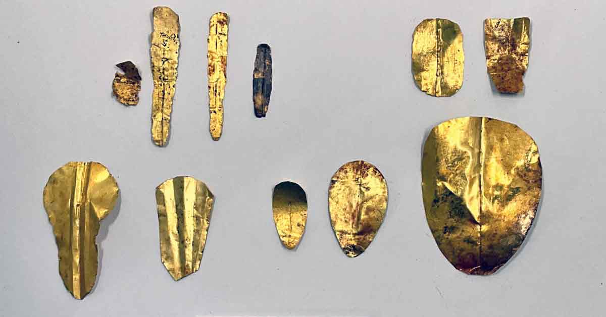 Egitto: scoperte 13 mummie con lingue d’oro in bocca.