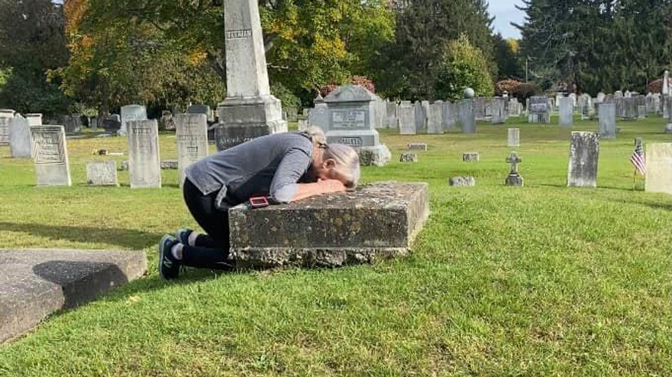 Tafefobia: il dottor Smith e la paura di essere sepolto vivo, la sua inquietante tomba in Vermont.