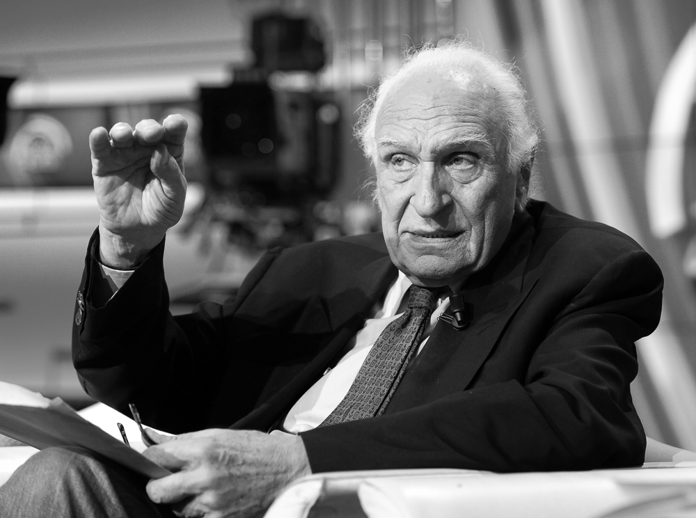 19 maggio 2016. Muore Marco Pannella, il rivoluzionario nonviolento della politica italiana.