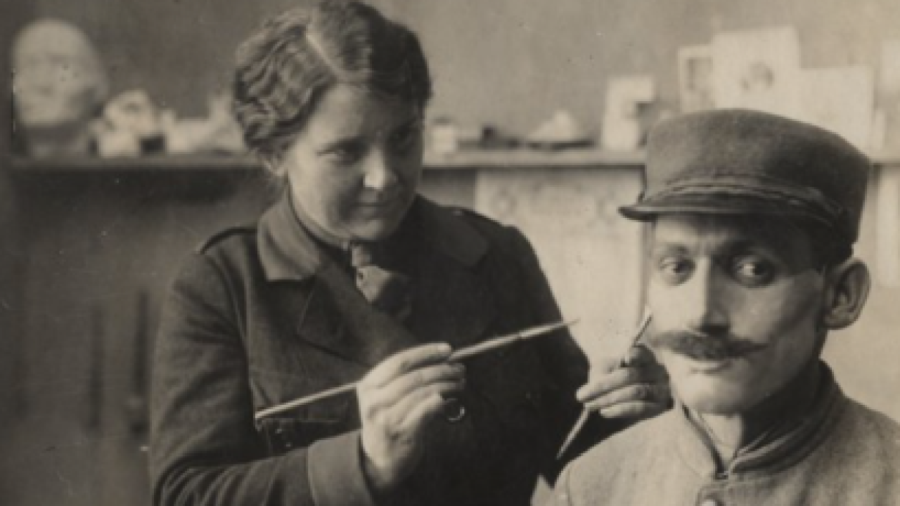 Anna Coleman Ladd Anna Coleman Ladd, la scultrice che restituiva il volto ai reduci di guerra.