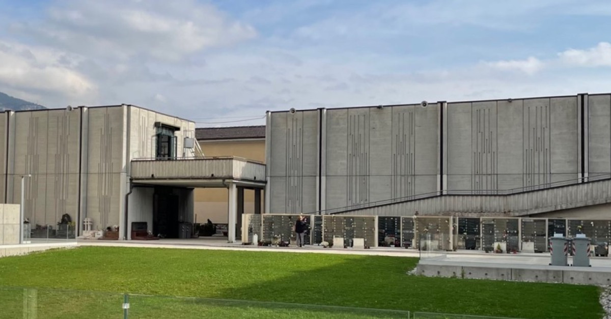 Organizzare un funerale laico a Trento nella Sala del Commiato comunale.