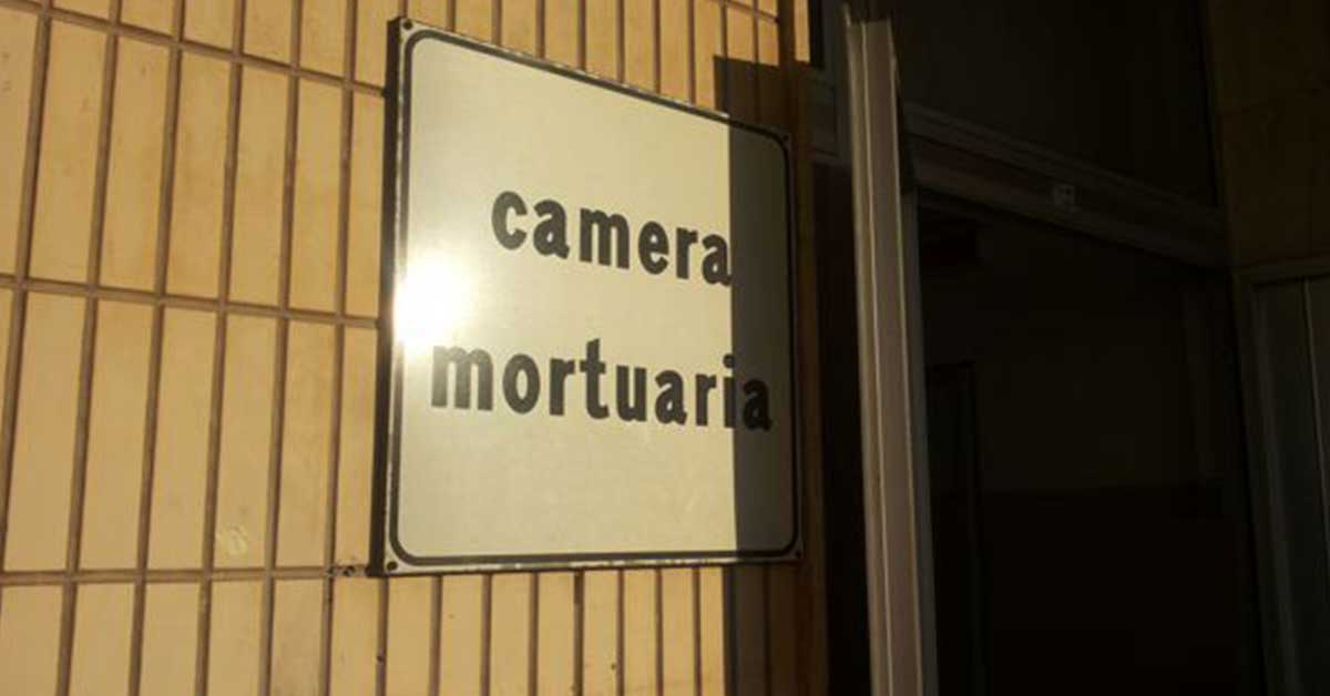 87enne muore in ospedale, scompaiono le due fedi d’oro durante il trasferimento.