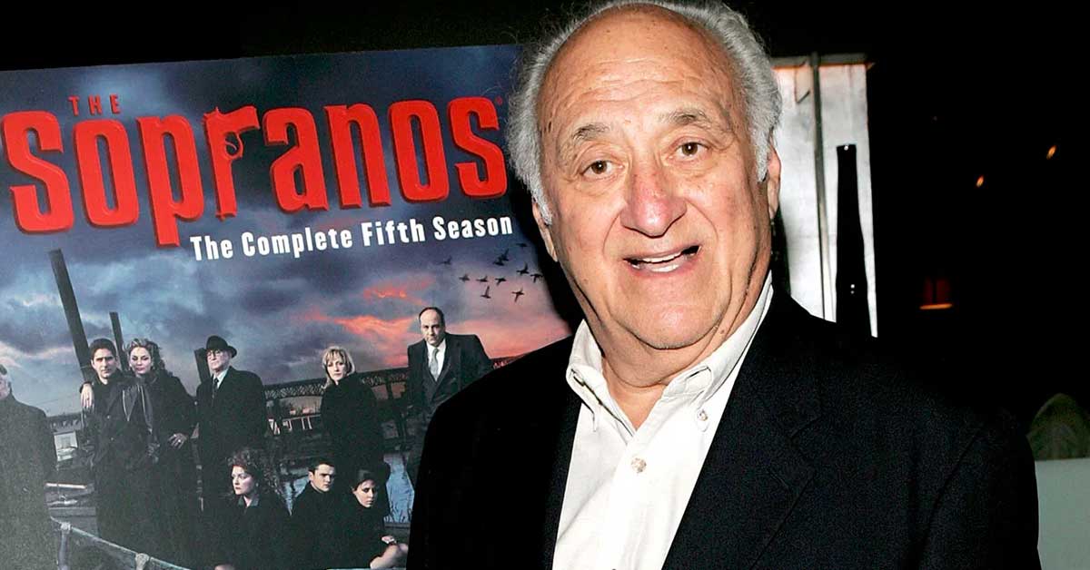 Jerry Adler Morto Jerry Adler, l’attore de I Soprano aveva 96 anni.