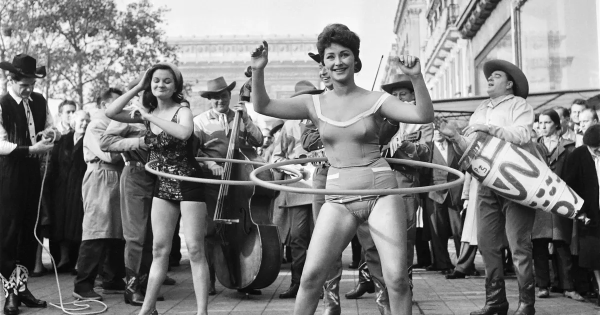 Addio a Joan Anderson, inventrice del celebre Hula Hoop.