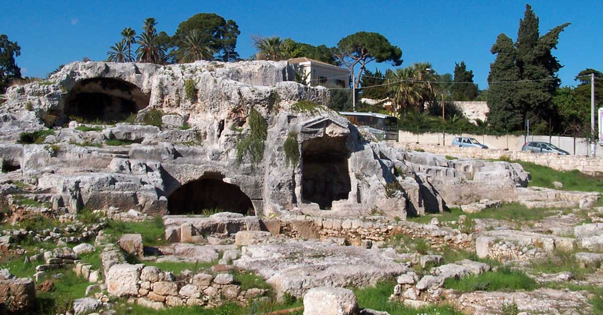 La presunta tomba di Archimede si trova in Sicilia.