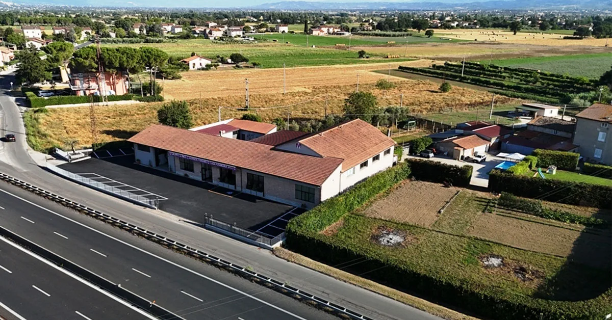 Casa Funeraria Gruppo La Pace a S. Maria Degli Angeli (PG).