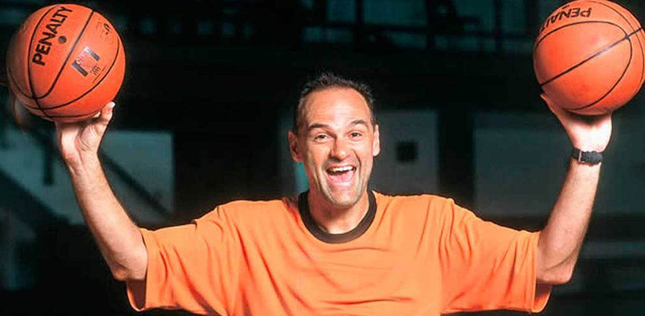 Addio a Oscar Schmidt, leggenda del basket mondiale.